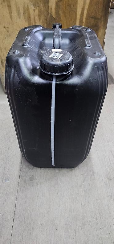 16 lt: Продаю 20л.канистры из-под масла.Состояние отличное — 2