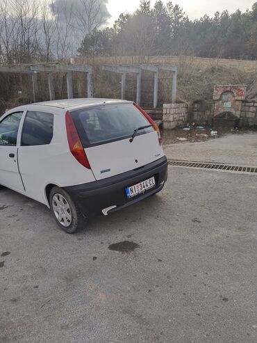 Fiat: Fiat Punto: 1.9 l | 2002 г. | 210000 km. Hečbek