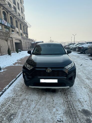 Toyota: Toyota RAV4: 2022 г., 2.5 л, Автомат, Бензин, Кроссовер