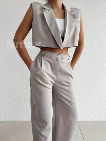 Kompleti: New,,In love with you’’SuitVelicine:S M L Dostupni Svi dezeni sa — 6