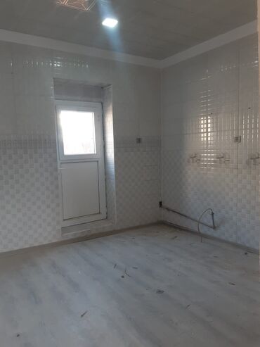 Həyət evləri və villaların satışı: Binəqədi qəs. 3 otaqlı, 90 kv. m -da lalafo.az — 10 Həyət evləri və villaların satışı: Binəqədi qəs. 3 otaqlı, 90 kv. m — 10