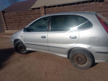 Nissan: Nissan Tino: 2003 г., 2.2 л, Механика, Дизель, Минивэн