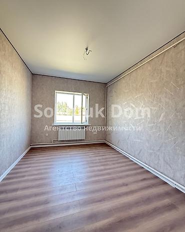 the level: 🏠Продается дом в с. Сокулук 🟡 Комнаты: 4 🟡 Участок: 6 соток 🟡 — 6