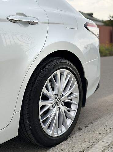 corolla 2016: Toyota Camry: 2019 г., 2.5 л, Автомат, Бензин, Седан — 7