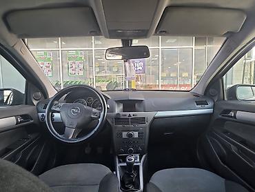 depozit masin: Opel Astra: 1.3 l | 2006 il 321000 km Universal — 6