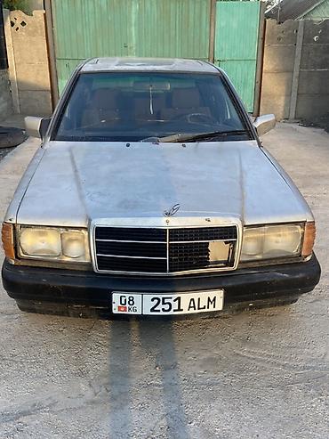 e klass: Mercedes-Benz 190: 1998 г., Седан — 1