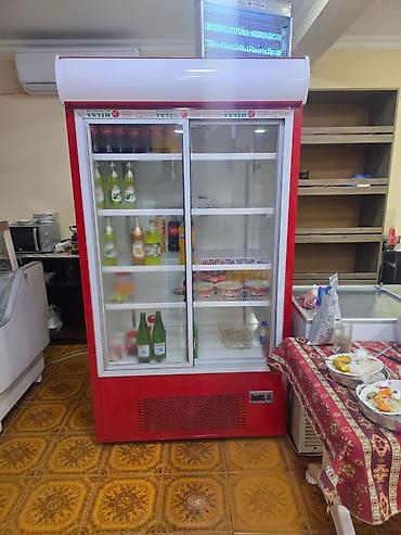 vitrin: 2 qapili su vitrini 1400 Azn. Yeni alinib. Zemanet kagizi da var. Tam — 1