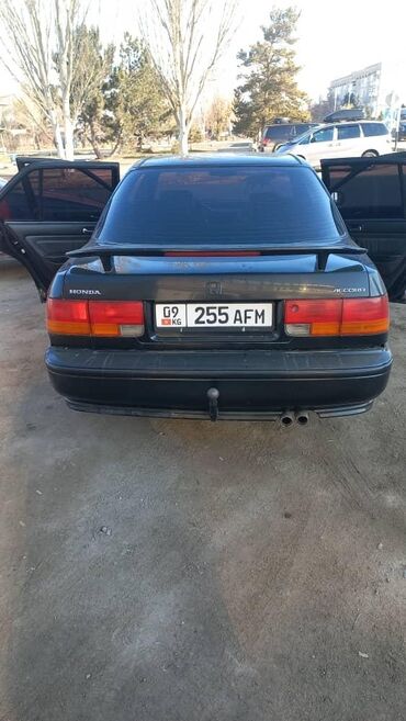 бампер хонда акорт: Honda Accord: 1992 г., 2.2 л, Механика, Газ, Седан