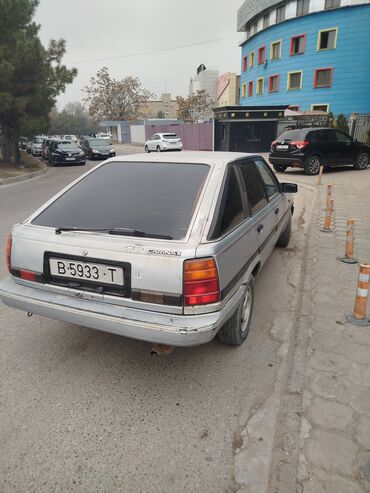 tayota: Toyota Carina: 1986 г., 1.8 л, Механика, Бензин, Хетчбек