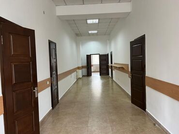 купить офис: Сдаю Офис, 150 м², В жилом комплексе, 1 линия