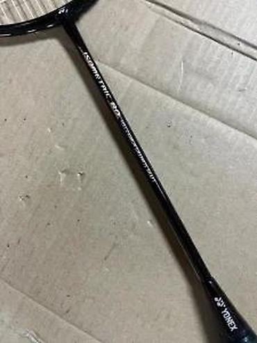 Rekviziti za vežbanje: Yonex Isometric 80 badminton reket - Model: Yonex Isometric 80 — 10