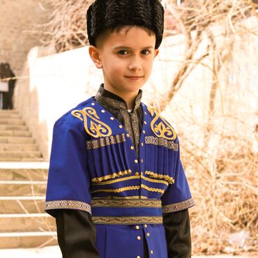 Milli geyimlər: Milli, karnaval, personaj və hərbi geyimlərin kirayəsi və satışı 10 — 4