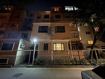 ev alqi satqi birja: Bakı, 3 otaqlı, Köhnə tikili, m. Nəriman Nərimanov, 75 kv. m — 2