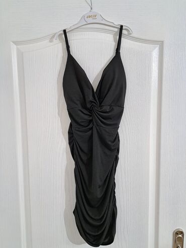 jakna sa vunom: One size, color - Black, Cocktail, With the straps