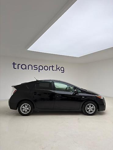 Toyota: Toyota Prius: 2011 г., 1.8 л, Вариатор, Гибрид, Лифтбек at lalafo.kg — 4 Toyota: Toyota Prius: 2011 г., 1.8 л, Вариатор, Гибрид, Лифтбек — 4