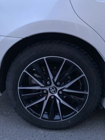 Диски: Литые Диски R 17 Toyota, отверстий - 5, Б/у