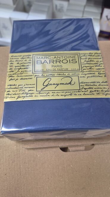 Ətriyyat: Müxtəlif brend və üslublarda ətirlər toplusu optavoy ve perakende — 6