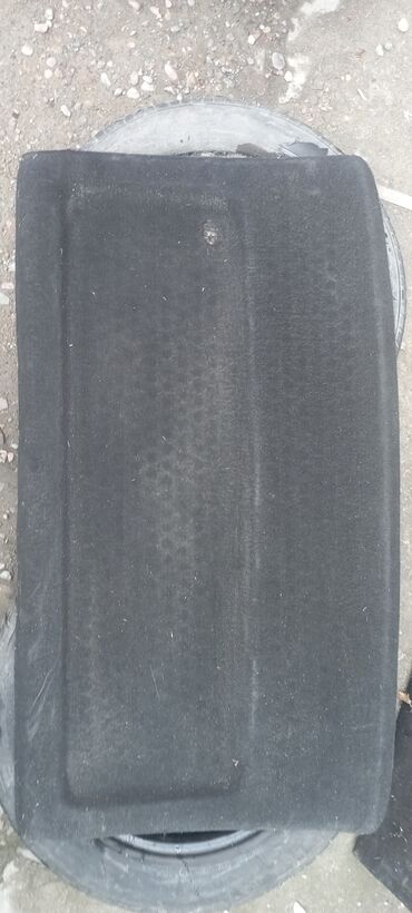 Крышки багажника: Крышка багажника Volkswagen 1992 г., Б/у, цвет - Черный,Оригинал