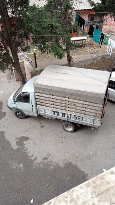 аренда хонда фит для такси: Satılır maşın qazağdadı Şəkildə yüngül tonnajlı örtülü yük maşını