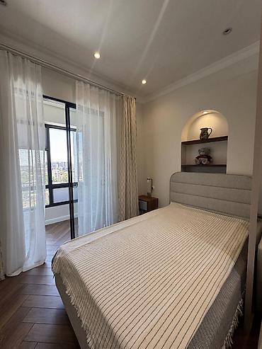 14: 1 комната, 50 м², Элитка, 14 этаж, Дизайнерский ремонт — 2