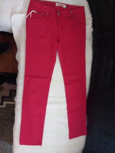 crveni komplet pantalone i sako: 29, 28, Teksas, Normalan struk, Ravne nogavice