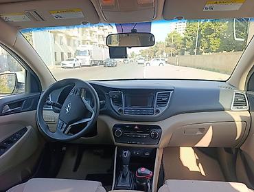 Hyundai: Hyundai Tucson: 1.6 l | Krossover — 9