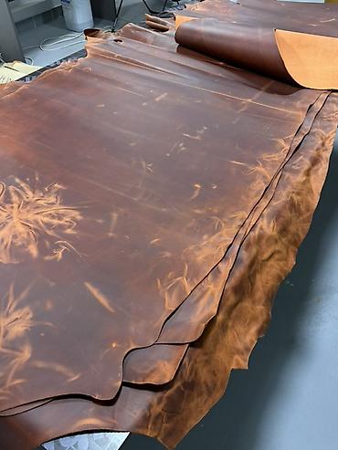 Кожаные куртки: Натуральная кожа. - Тип материала: натуральная кожа - Формат: целые — 7