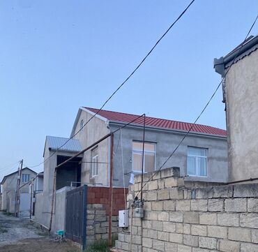 Həyət evləri və villaların satışı: 3 otaqlı, 100 kv. m, Kredit var, Orta təmir