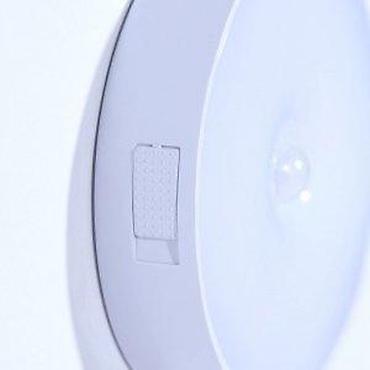 Rasveta: PUNJIVA LED LAMPA SA SENZOROM POKRETA | Popust na više komada. Nova — 10