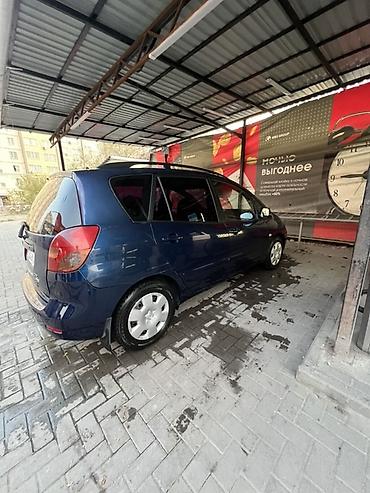 Toyota: Toyota Corolla Verso: 2003 г., 1.8 л, Механика, Бензин, Минивэн — 5