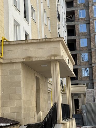 кок жар жер: 2 бөлмө, 69 кв. м, Элитка, 8 кабат, ПСО (өзү оңдоп түзөтүп бүтүү үчүн)