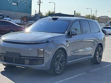 Lixiang: Lixiang L9: 2023 г., 1.5 л, Автомат, Гибрид, Кроссовер — 2