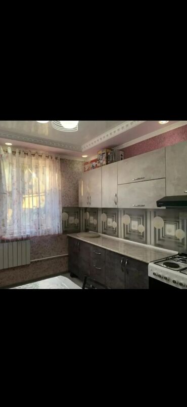 сдаю сто: 65 м², 3 комнаты, Парковка, Забор, огорожен