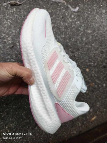 adidas different 96: Adidas, 37