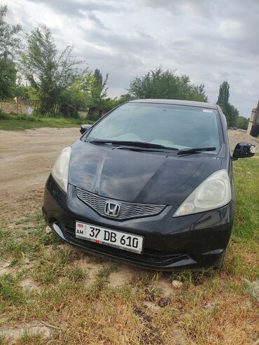 Honda: Honda Fit: 2010 г., 1.3 л, Вариатор, Бензин, Фургон