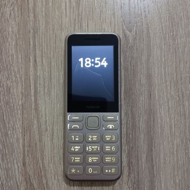sentir: Nokia 130, 2 ГБ, цвет - Серый, Кнопочный