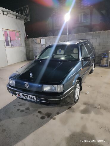 продаю пассат: Volkswagen Passat: 1989 г., 1.8 л, Механика, Бензин, Универсал