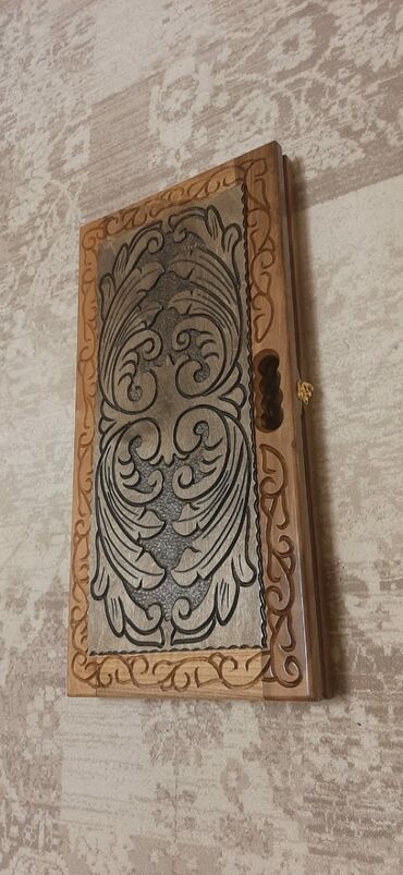 Nərdlər: Məhsul: Taxta oyma nərd/jadval dəsti (qatlanan) Təsvir: - Təbii — 4