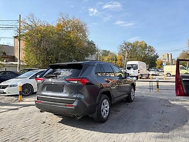 raf: Toyota RAV4: 2019 г., Автомат, Бензин, Кроссовер — 3
