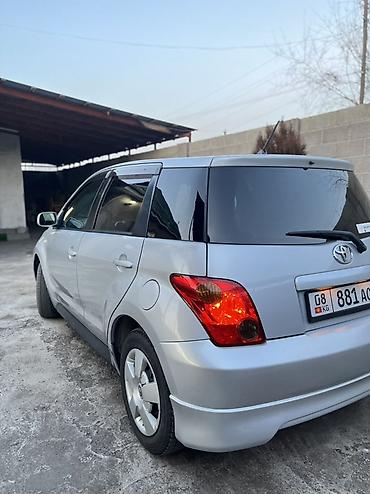 Toyota: Toyota ist: 2003 г., 1.3 л, Автомат, Бензин, Хэтчбэк — 3