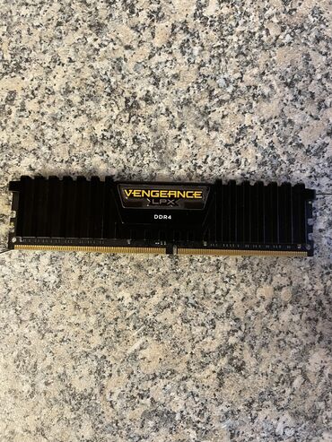 komputer ucuz: Оперативная память (RAM) Corsair, 16 ГБ, 2666 МГц, DDR4, Для ПК, Б/у