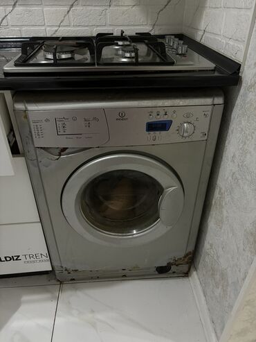 paltaryuyan maşınların satışı: Стиральная машина Indesit, 5 кг, Автоматические, Без сушки, Нет кредита