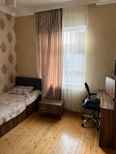 Uzunmüddətli kirayə evlər: 120 kv. m, 4 otaqlı, Qaz, Kanalizasiya -da lalafo.az — 5 Uzunmüddətli kirayə evlər: 120 kv. m, 4 otaqlı, Qaz, Kanalizasiya — 5