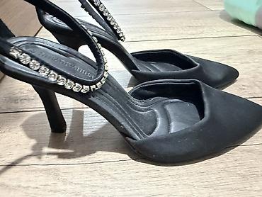 Туфли: Туфли, 37, Stradivarius, Б/у, цвет - Черный, Самовывоз, Платная доставка — 5