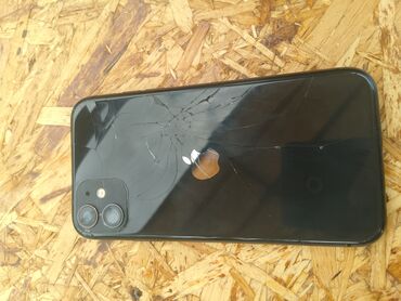 айфон 11 на запчасть: IPhone 11, Колдонулган, 64 ГБ, Кара, Кабель, 75 %
