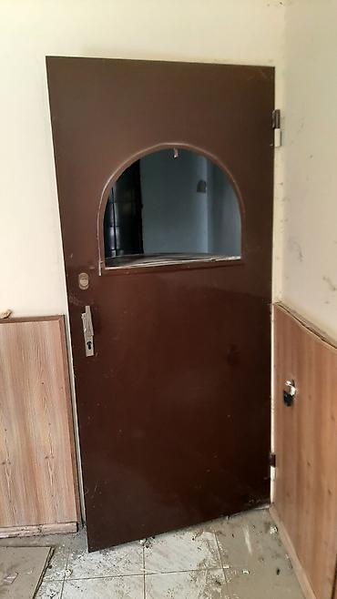 б у входные двери в баку: Dəmir qapı satılır,vaxtı ilə xarici pul satışı üçün düzəldilib 150 — 2