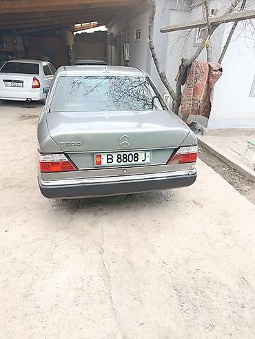 Mercedes-Benz: Mercedes-Benz E-Class: 1990 г., 2 л, Ручные, Бензин — 6