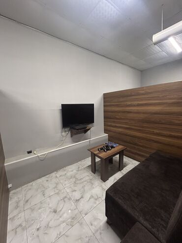 Hazır biznes: Hazr biznes xan arxinin kuruqunda oba marketin yani 3 eded — 11