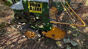бороны мала: Пресс-подборщик тюковый (похоже на John Deere, малогабаритный тюковый — 5