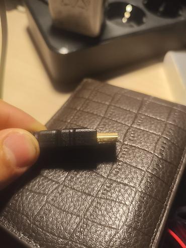 адаптер vga: Переходник vga-hdmi порезан с верхней стороны, так как не входил в — 2